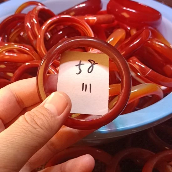 玛瑙/玉髓未镶嵌手镯
