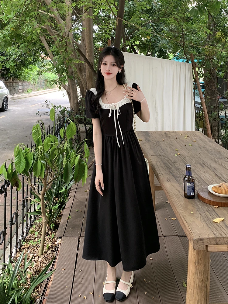 法式复古方领赫本风小黑裙气质收腰胖MM连衣裙