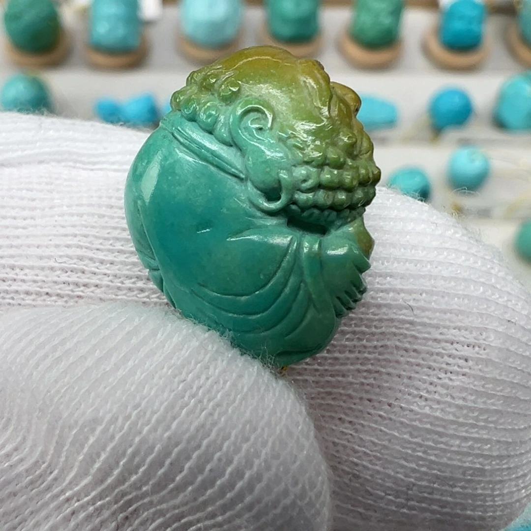 绿松石配饰未镶嵌