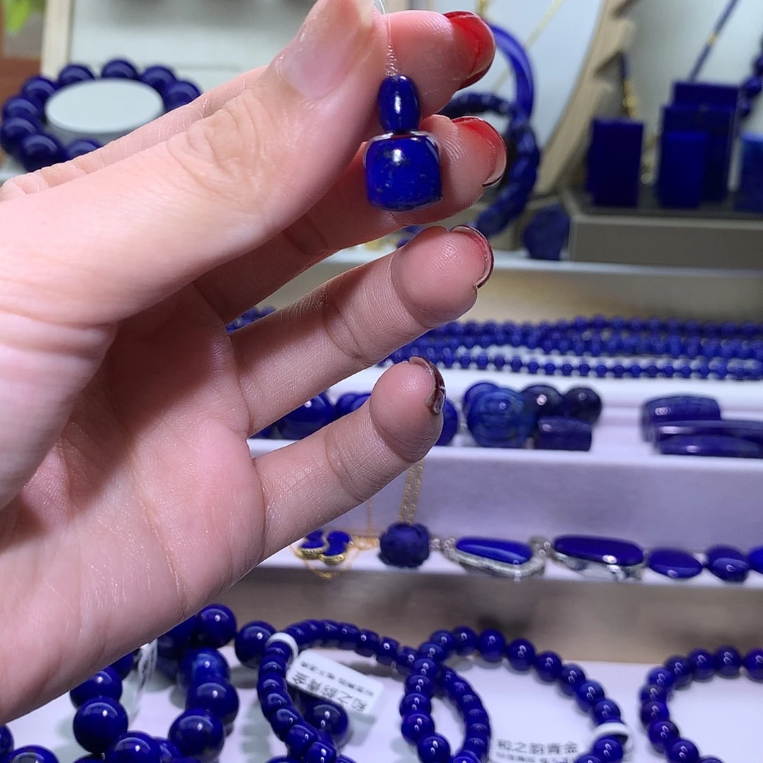 青金石未镶嵌天然原矿三通10.1 m