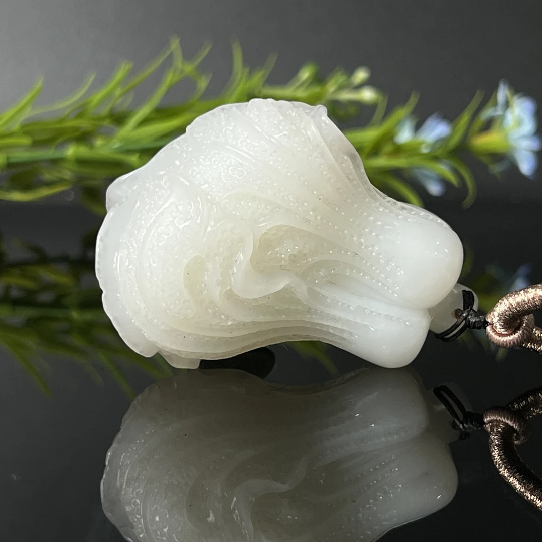 1224GC6636和田玉把件