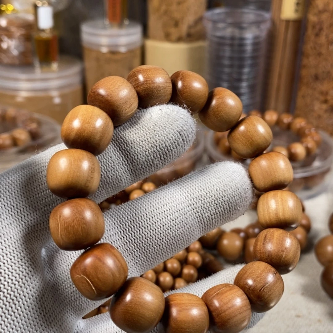 檀香木手串/手链13×14瑕疵串 迈索尔