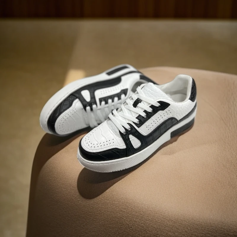 鳄鱼皮黑白搭配休闲板鞋轻盈舒适透气时尚男鞋运动休闲经典韩版