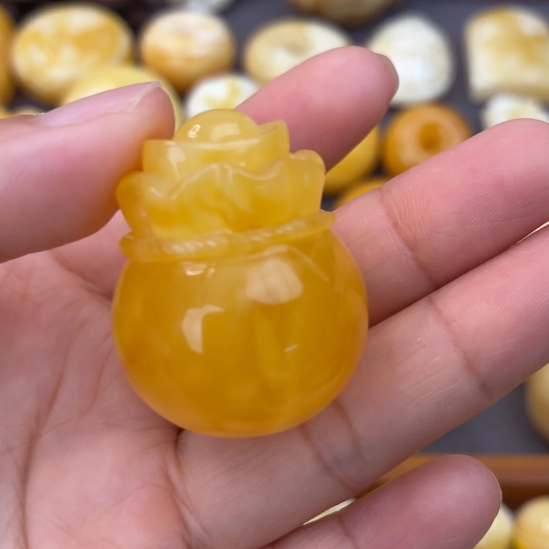 蜜蜡未镶嵌吊坠(不含链)福袋