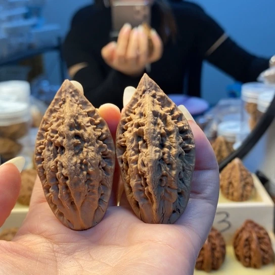 把件桃核东北秋子39