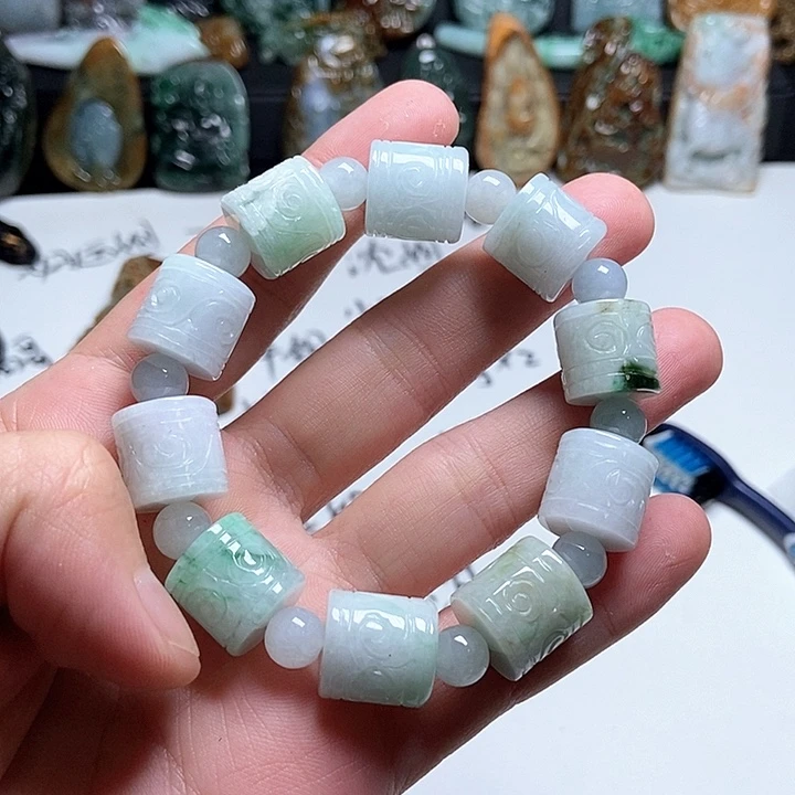 翡翠未镶嵌颈饰翡翠a货