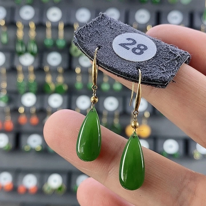 和田玉耳饰18K金镶嵌