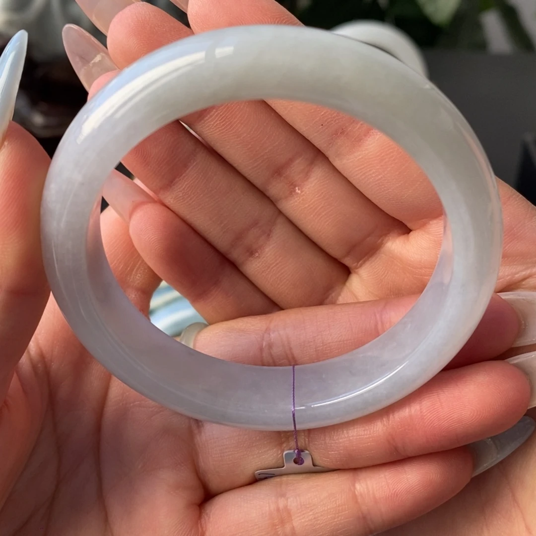 翡翠手镯未镶嵌天然