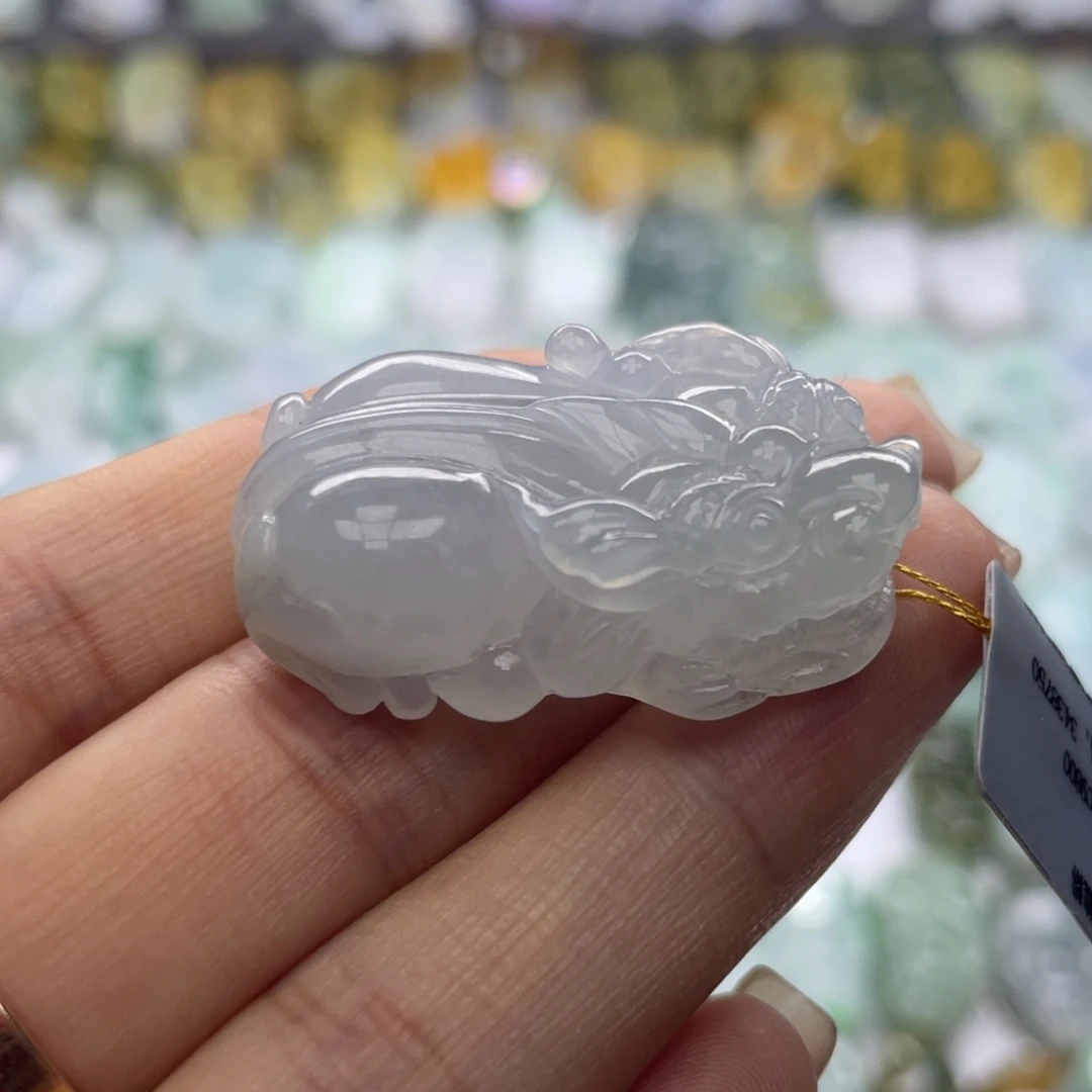 颈饰未镶嵌翡翠貔貅