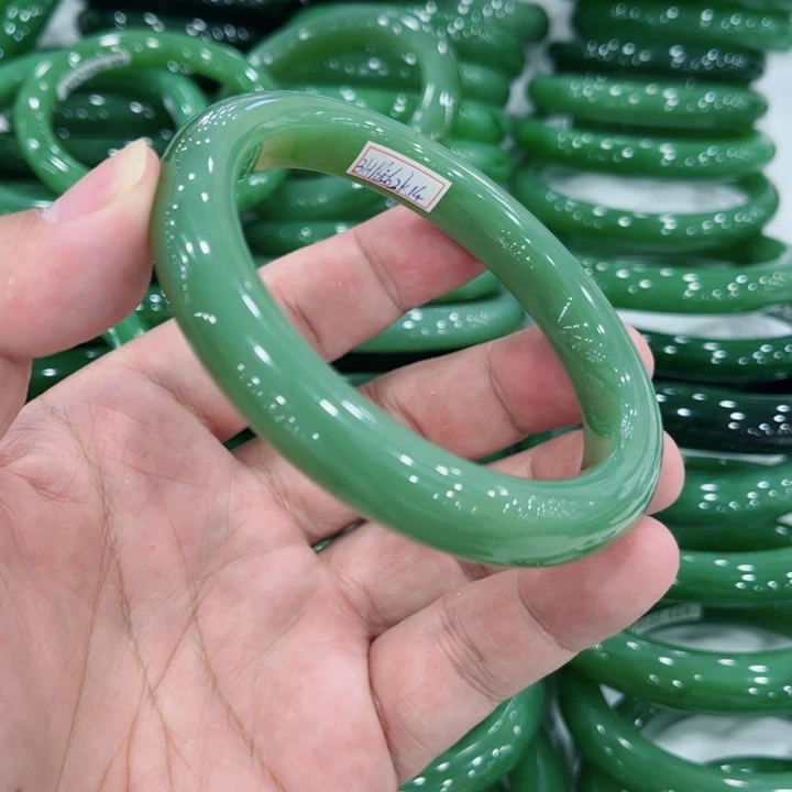 和田玉手镯未镶嵌63～0