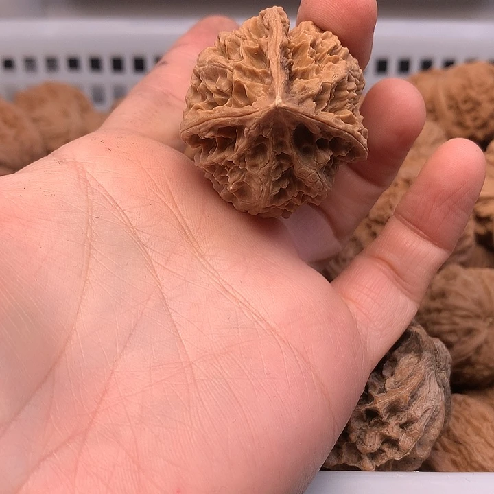 ～***～文玩核桃吊坠文玩核桃