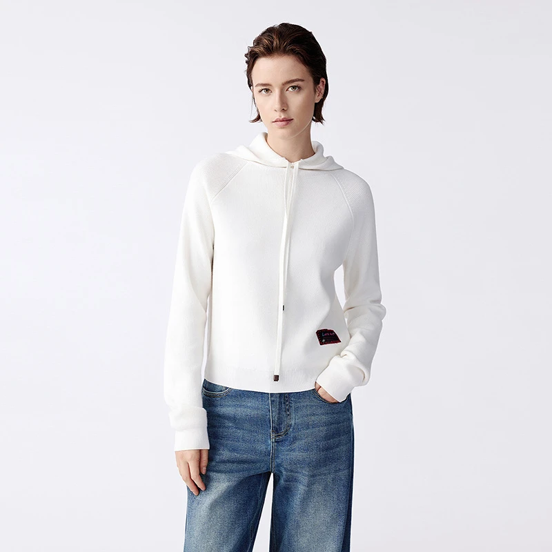 LANCY/朗姿2025冬季新款简约连帽针织衫女修身白色短上衣