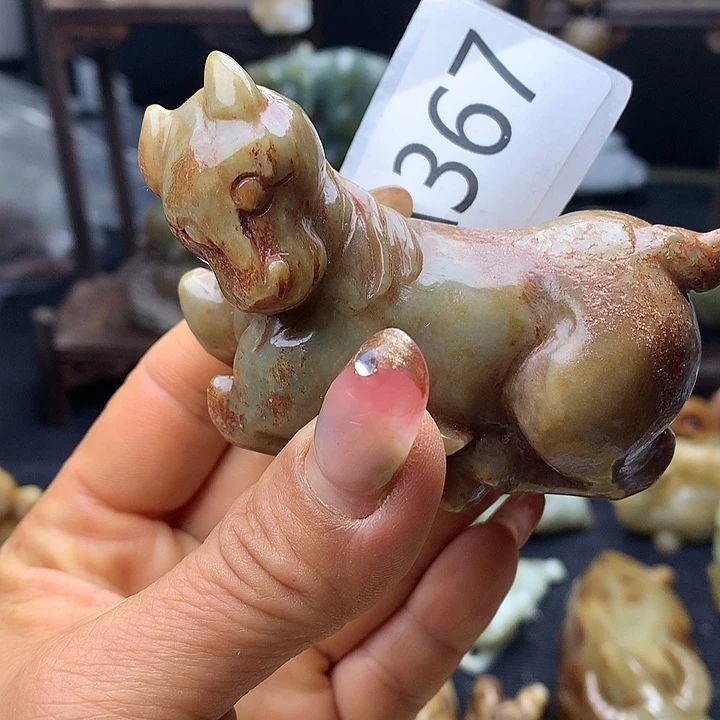 和田玉未镶嵌车挂