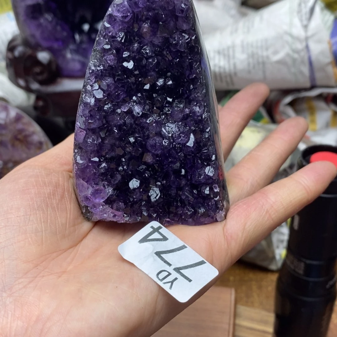 水晶大型摆件（非配饰）未镶嵌