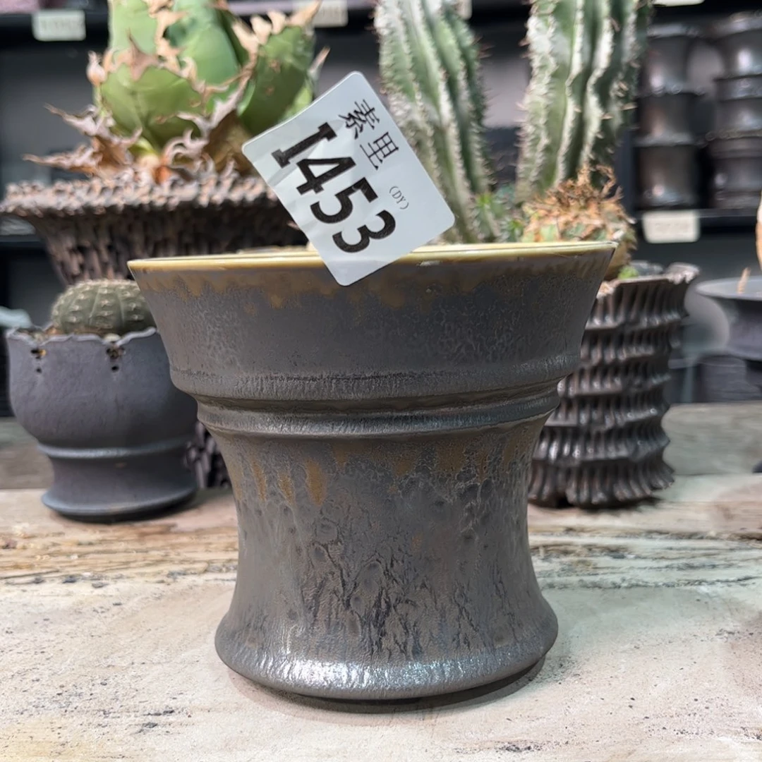 陶内口12.5高11.5瑕疵