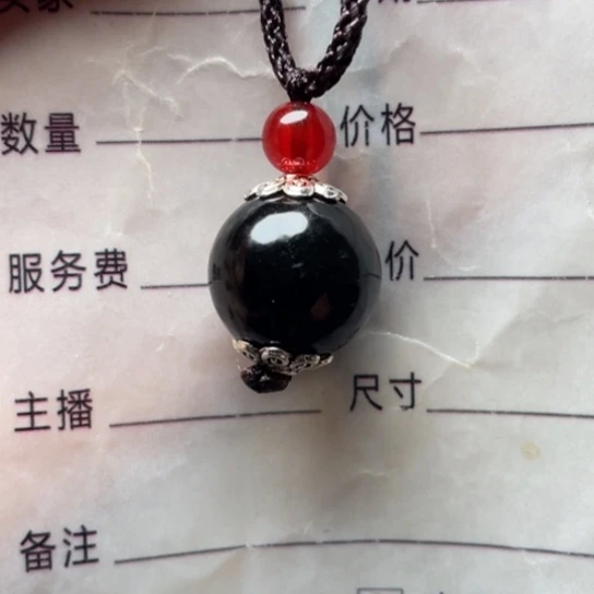 玉***器和田玉未镶嵌颈饰