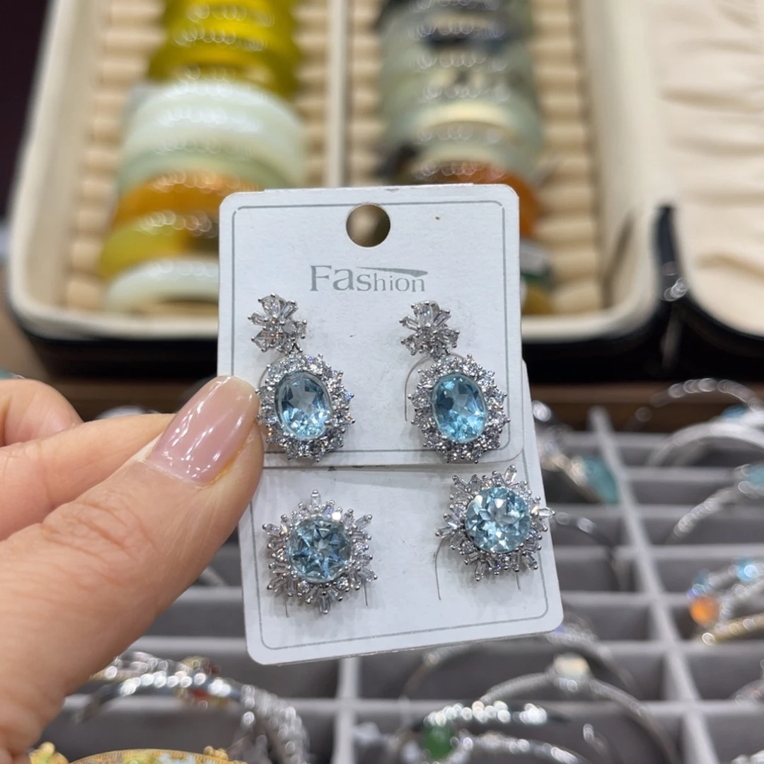 土***丁银S925镶嵌耳饰托帕石