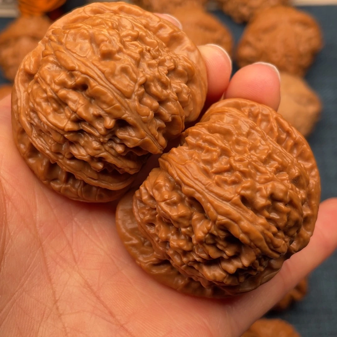 文玩核桃把件46全品精品球白47.8克