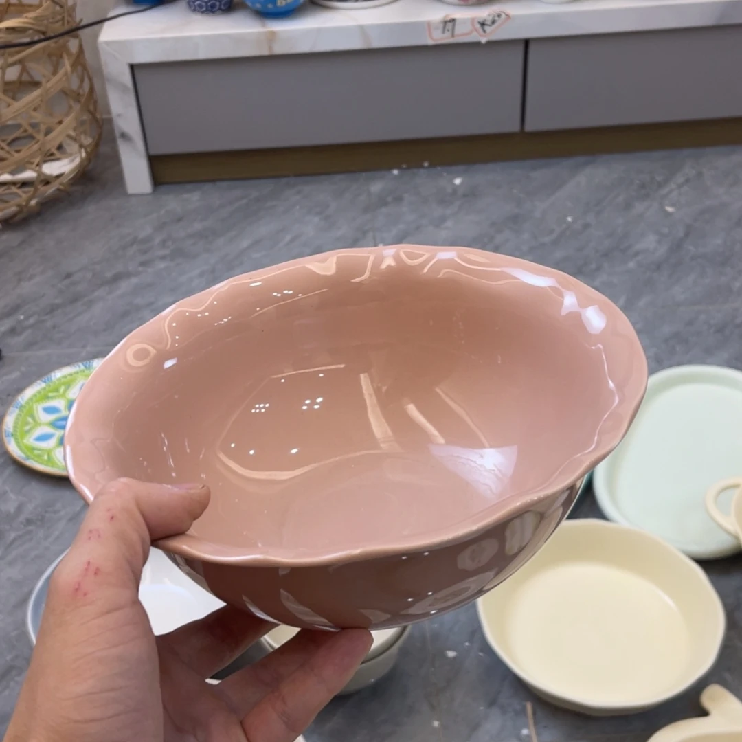 陶瓷微瑕餐具介意勿拍，满18飞！