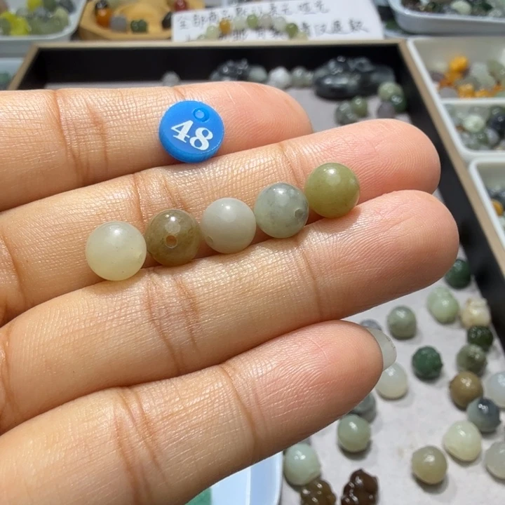 未镶嵌和田玉珠宝半成品卡八