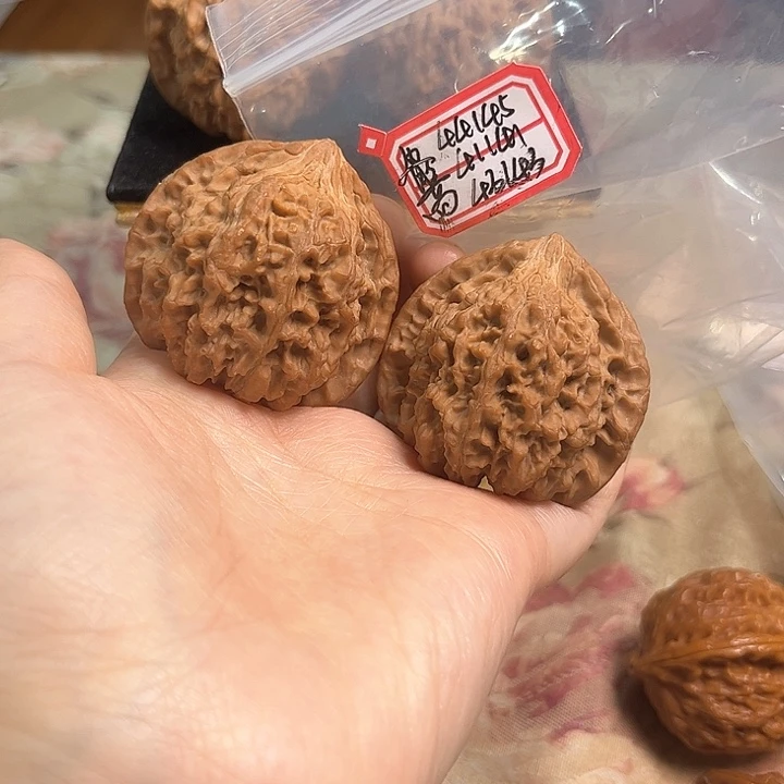 把件文玩核桃满天星