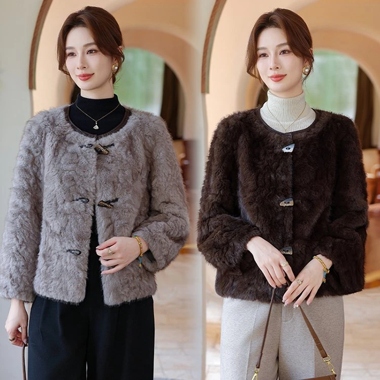 2025新款皮草小湖时尚小香风马蹄袖皮毛一体百搭外套气质短款