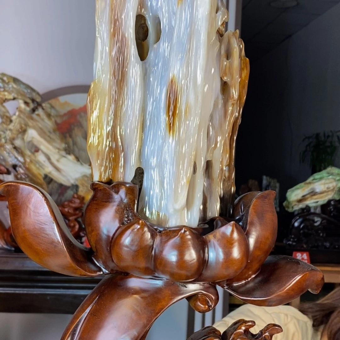 硅化玉未镶嵌珠宝奇石