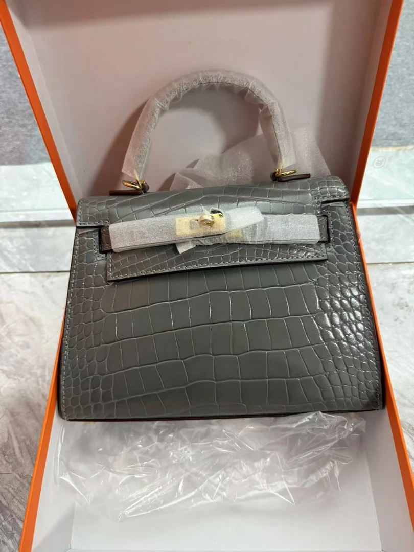 8201灰色鳄鱼纹【孤品微瑕】新款时尚轻奢百搭气质女包