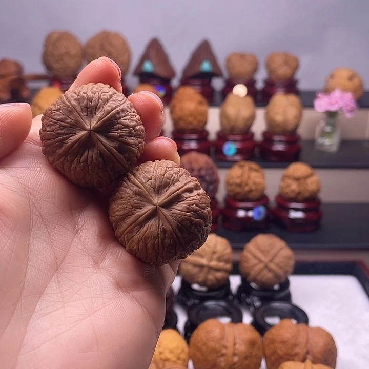 文玩核桃把件四棱