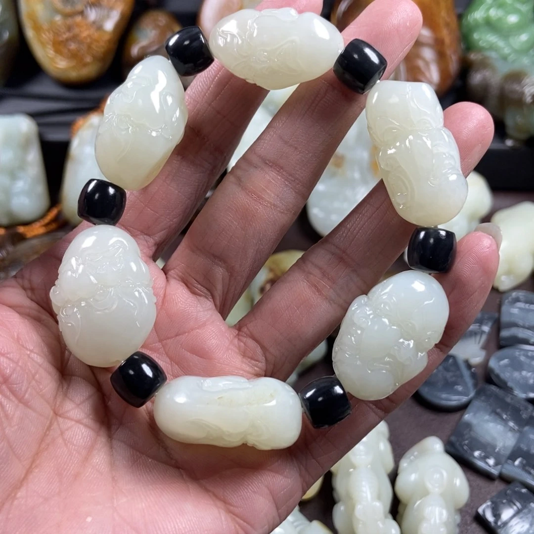 和田玉未镶嵌把件第***汉