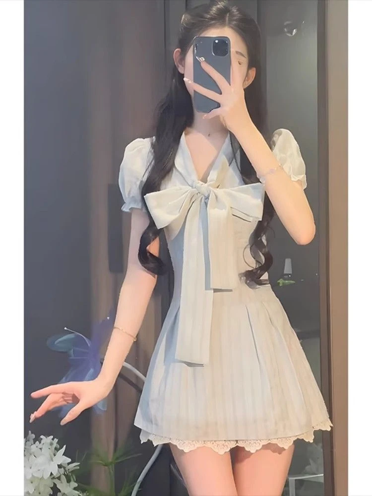 法式甜美蕾丝气质蝴蝶结连衣裙mm夏季收腰设计显瘦辣妹