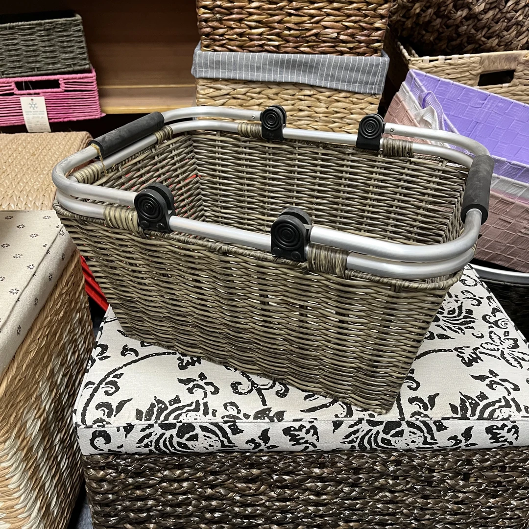 1287号PVC编制收纳筐40*30*20（有瑕疵介意勿拍）