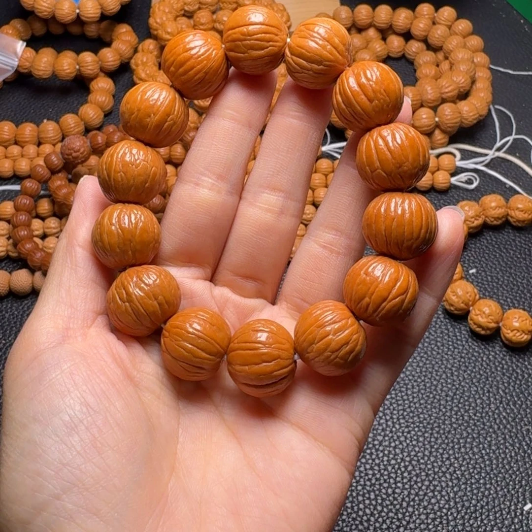 猴头核桃吊坠聚宝盆18！