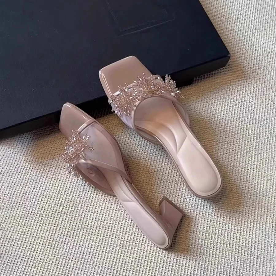 法式仙女风水钻一字拖女2025年新款时尚气质方头露趾粗跟罗马凉鞋