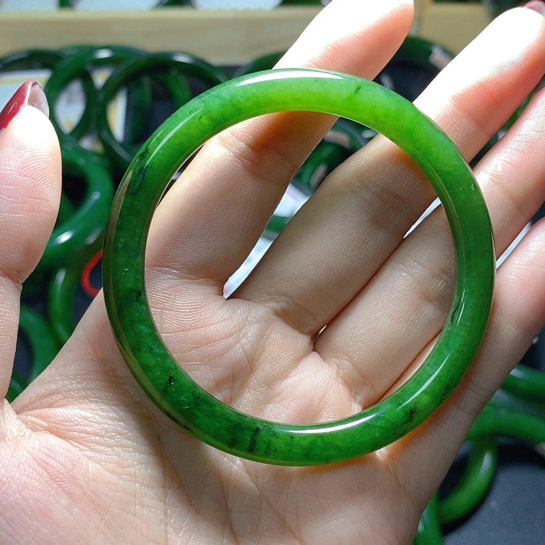 和田玉（碧玉）未镶嵌手链