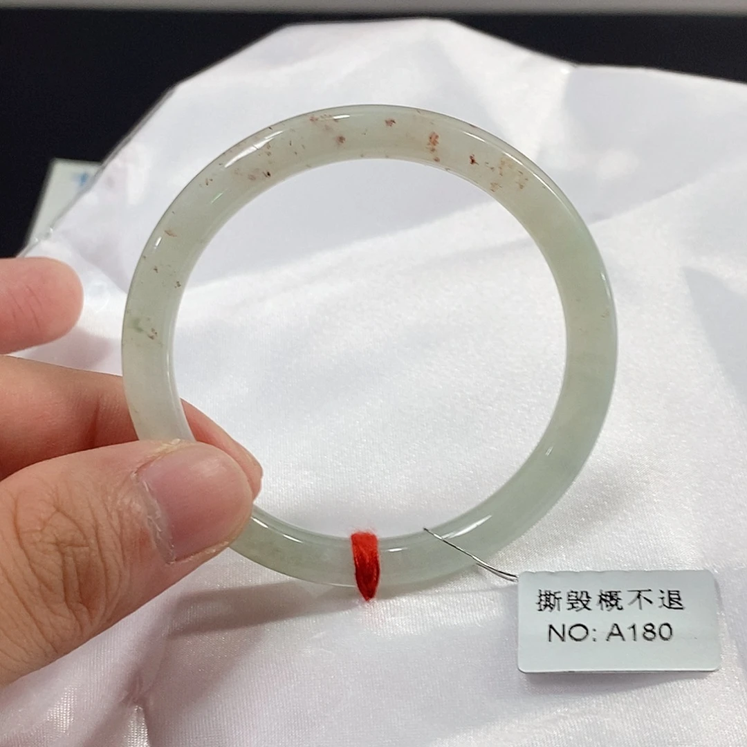 翡翠未镶嵌手镯手镯