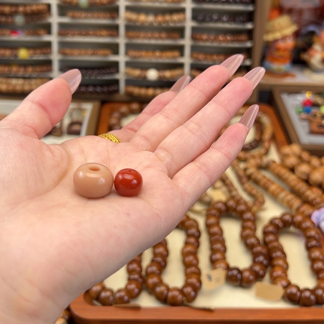 米***米库克吊坠红墩子上串，粉扣子随单