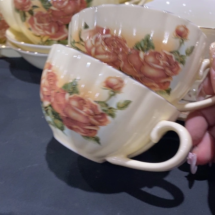 瓷片两个，11111111111411113/+%