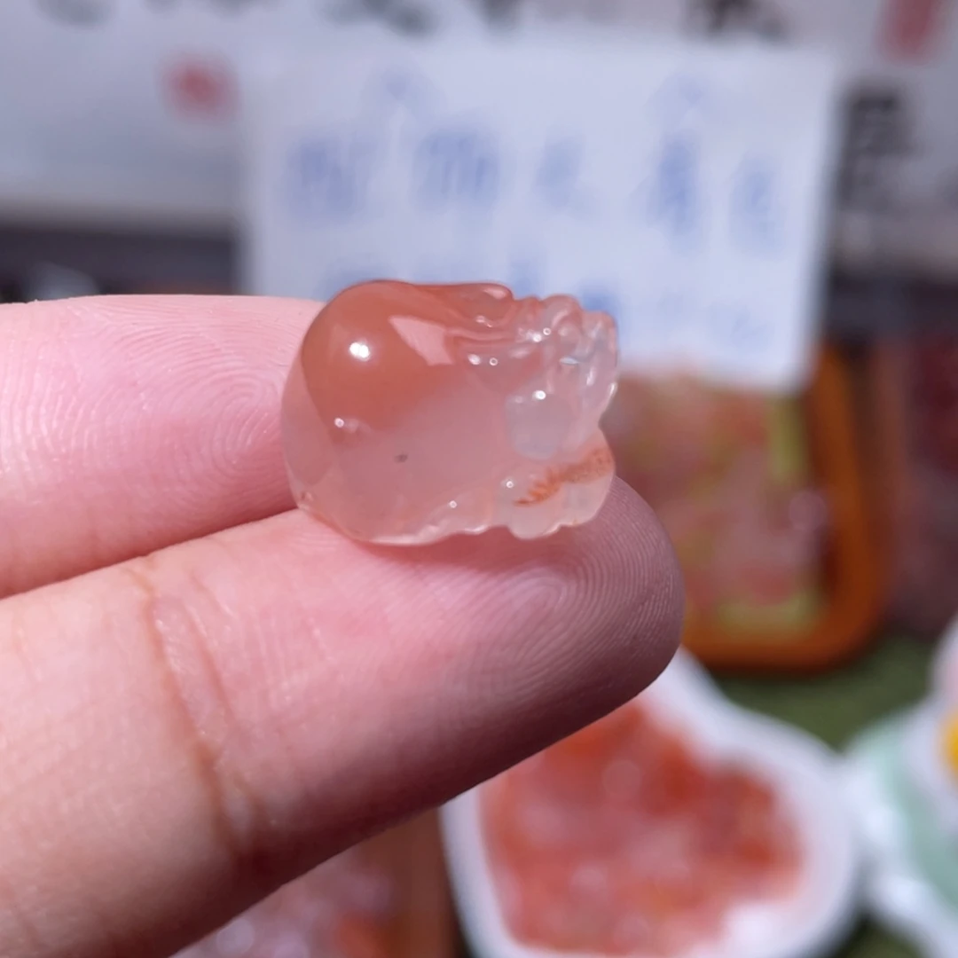 南红玛瑙未镶嵌挂件14241