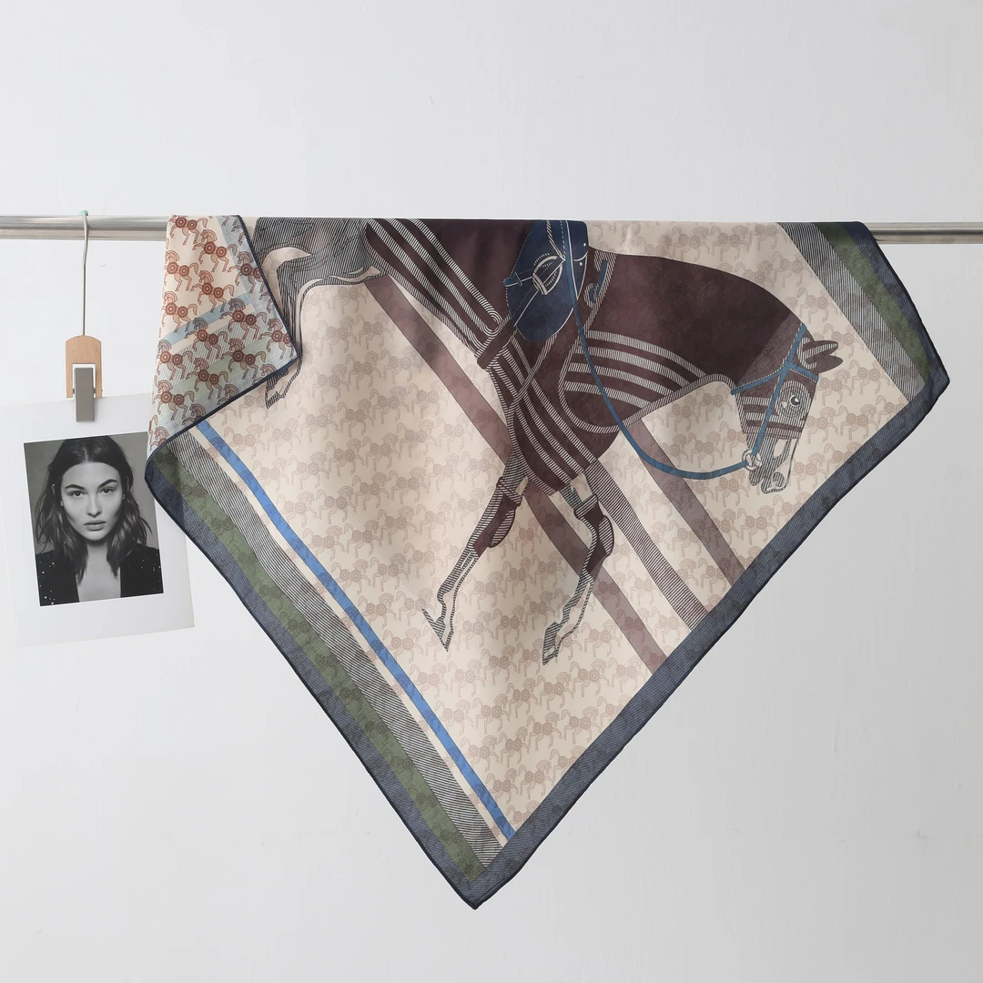 P12【行云骏影】新款棉质双面85*85围巾方巾