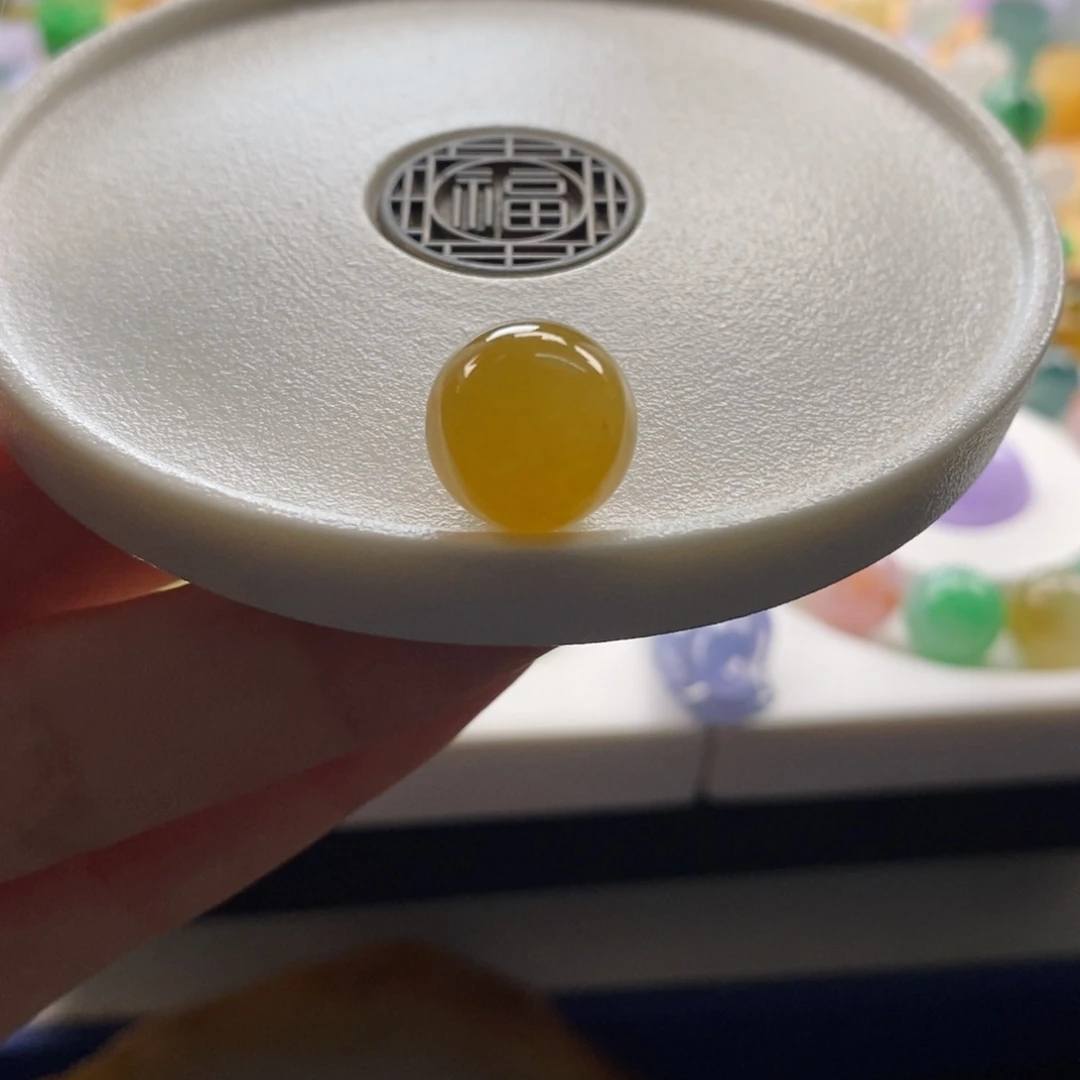 翡翠未镶嵌颈饰浓黄圆珠卡12+