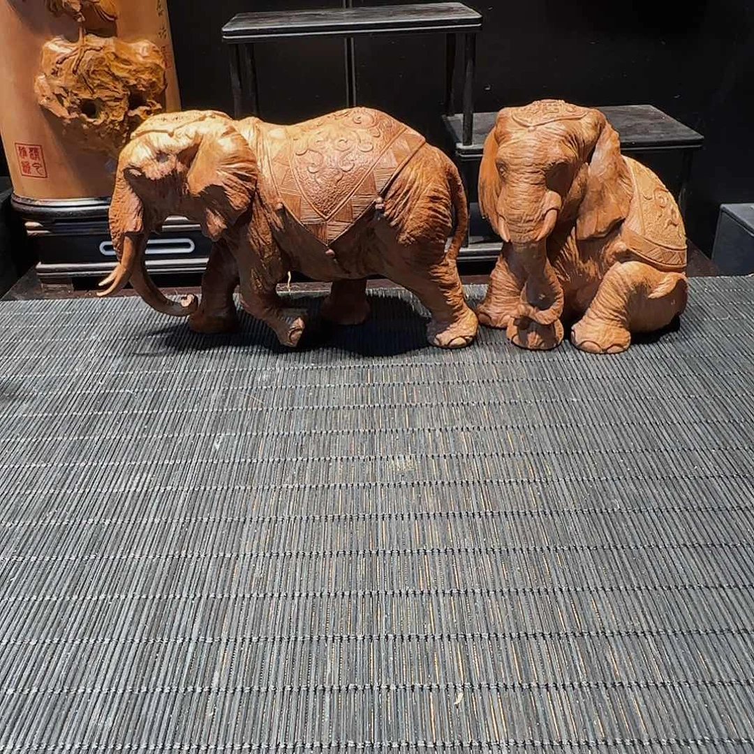 十***伍檀香木老山檀香大象一对