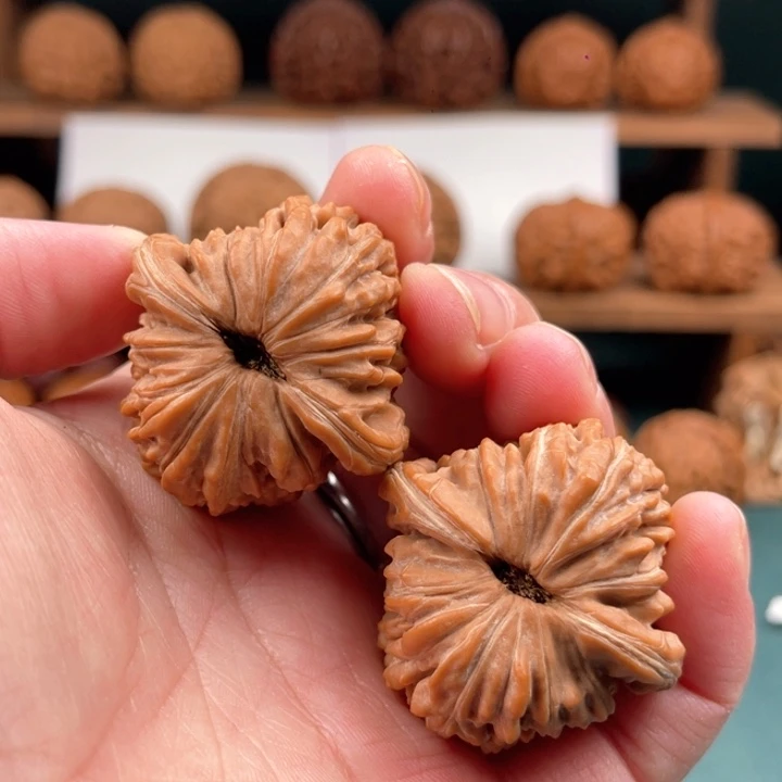 文玩核桃把件38/39平谷四座楼