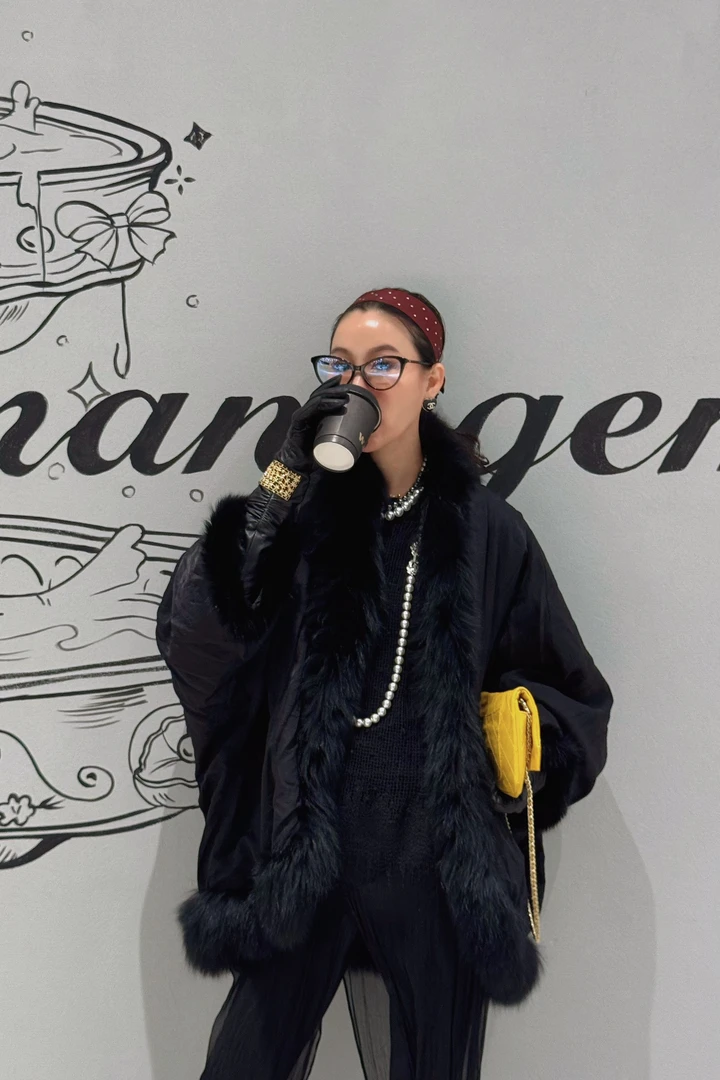 SONG TING 狐狸毛毛领宽松斗篷白鹅绒短款羽绒服 861A510