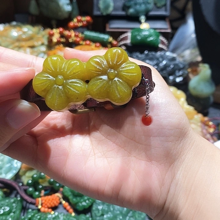 岫玉未镶嵌毛衣链