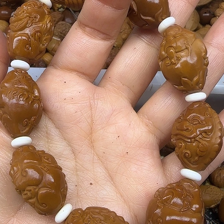 吊坠橄榄核清货的价格是多少啊