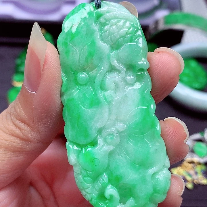 颈饰未镶嵌翡翠翡翠