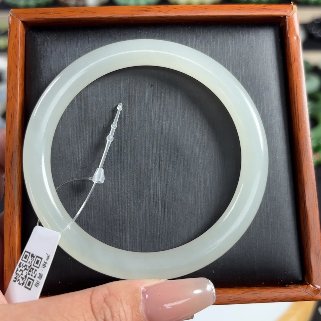 和田玉手镯未镶嵌61.3