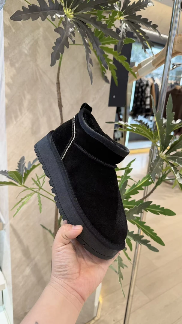 5853磨砂真皮毛一体雪地靴女靴冬季加绒保暖厚底增高短靴雪地棉鞋