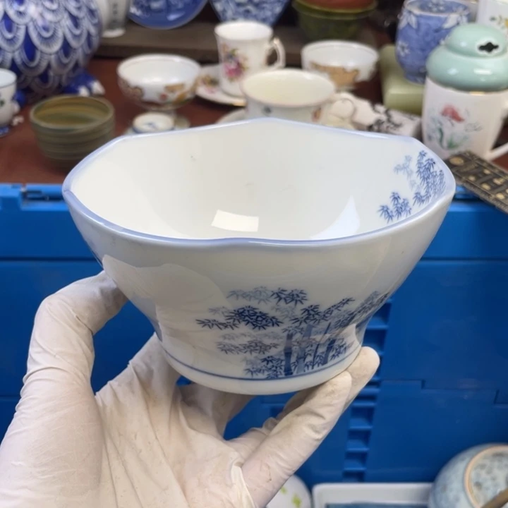 他家瓷器真美…开播了